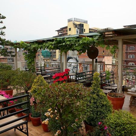 Hotel Himalayan Oasis Katmandú Exterior foto