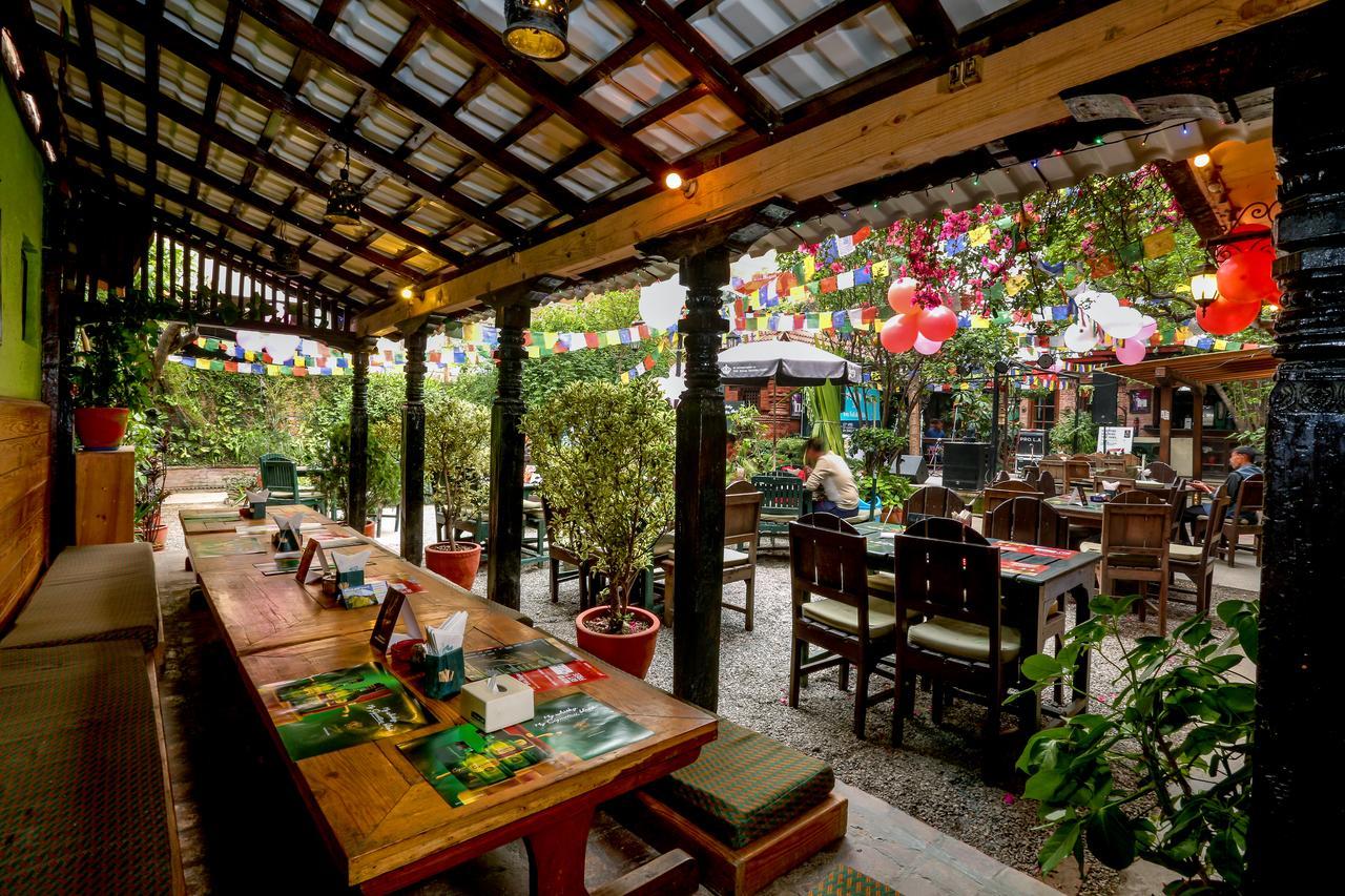 Hotel Himalayan Oasis Katmandú Exterior foto